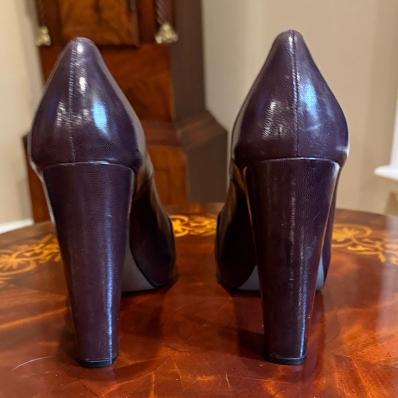 Catherine Malandrino Burgundy Leather Pleated Platform 5”Heel Size 38.5/8.5 $545 - Picture 7 of 10